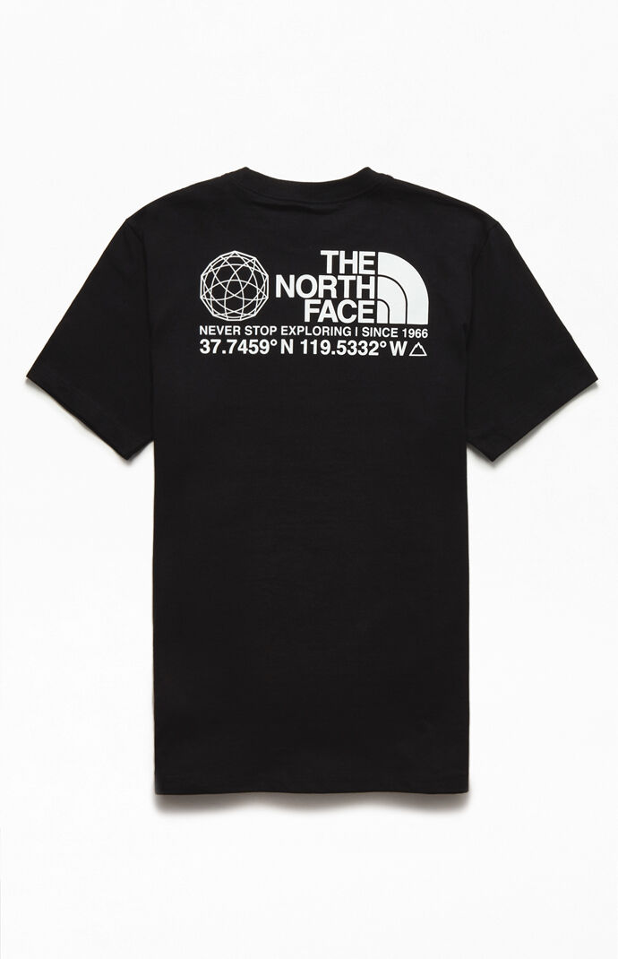 north face t shirt coordinates