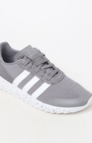 Women's Gray Flashback Runner Sneakers image number 5