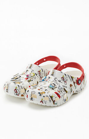 Women's Peanuts Classic Clogs image number 2
