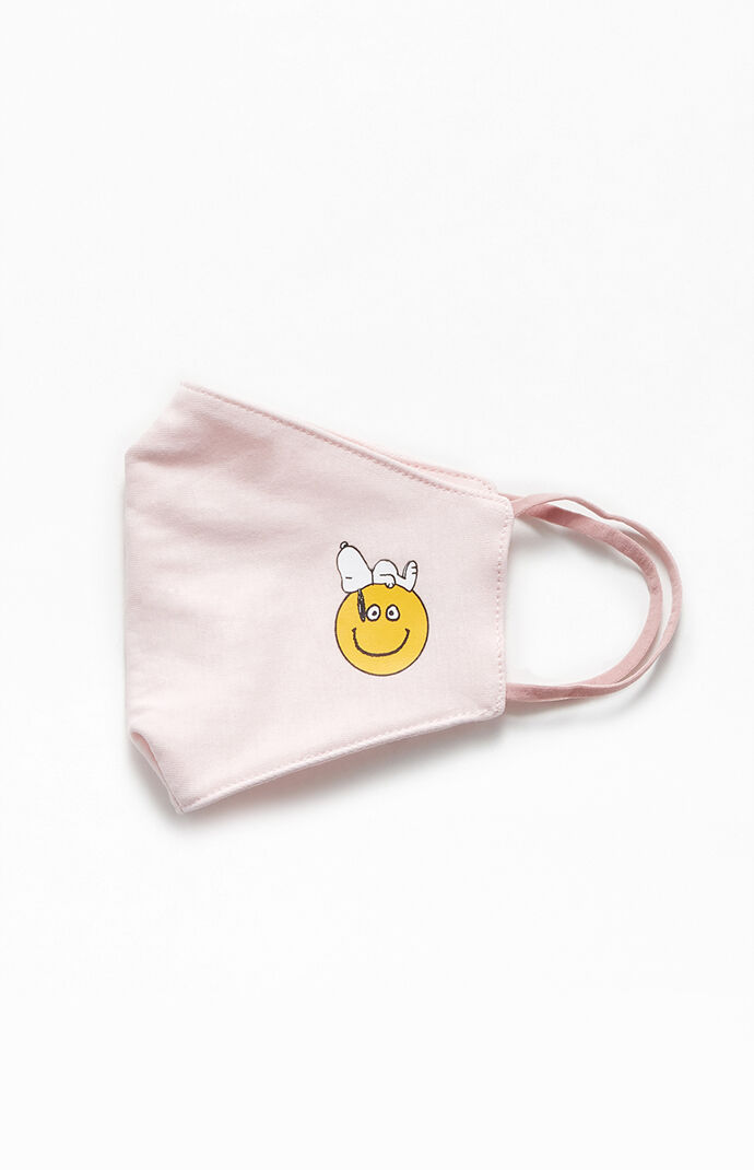 x Snoopy Smiley Face Mask