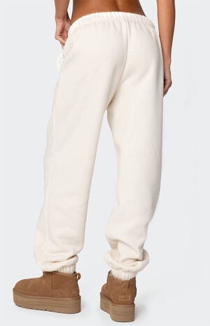 Edikted Babe Oversized Sweatpants image number 5