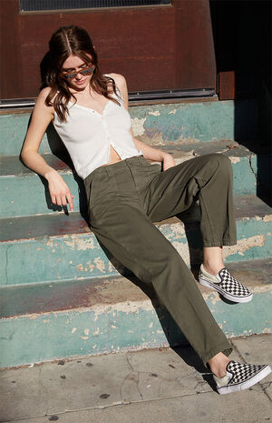 White V-Neck Tank Top image number 4