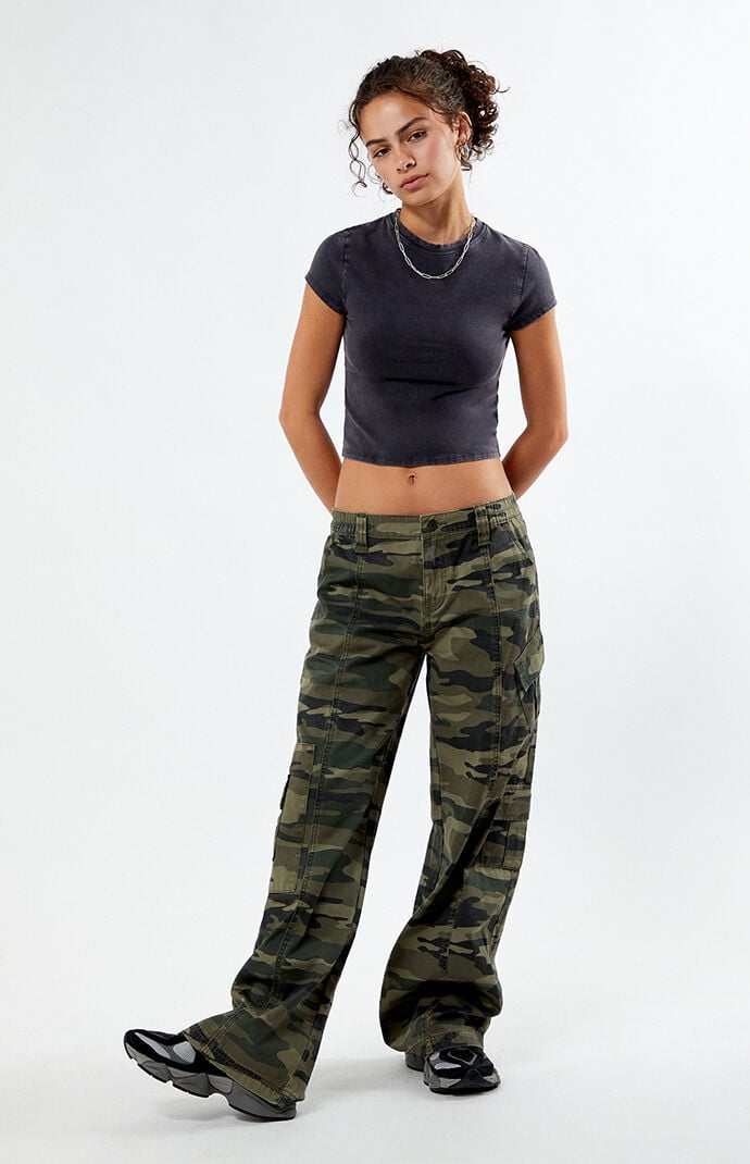 Camo baggy pants womens discount