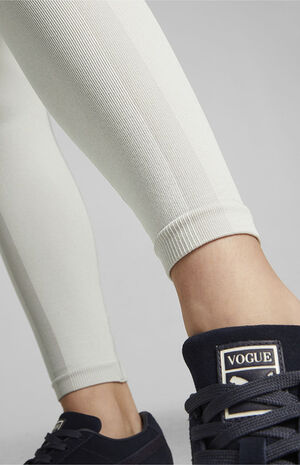 x Vogue Heather Grey Seamless Leggings image number 5