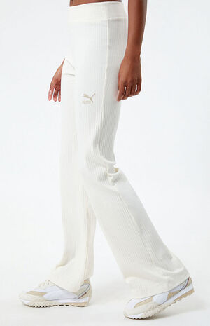 Classic Ribbed Flare Pants image number 3