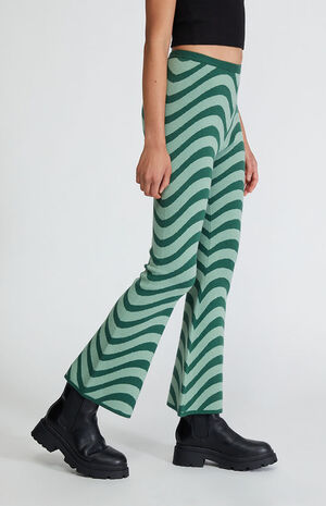 Green Printed Sweater Flare Pants image number 2