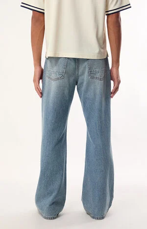 Bennett Baggy Flare Jeans Light Blue image number 4