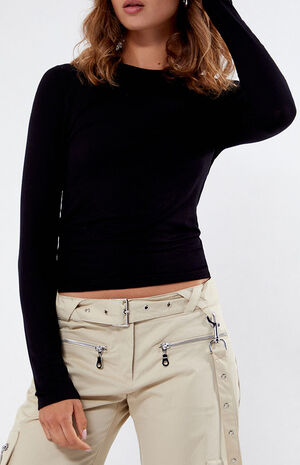 Queen Long Sleeve Top image number 2