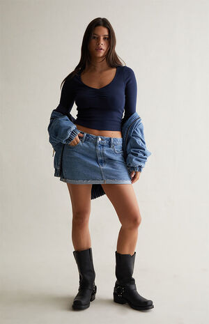 Peony Cinched Long Sleeve Top image number 3