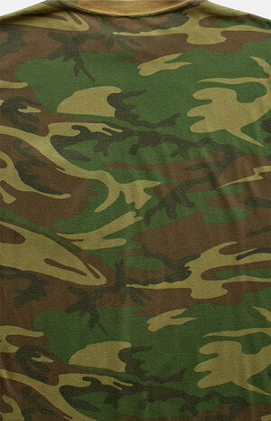 90s Camo Top image number 2