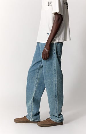 Logan Relaxed Straight Jeans Light Blue image number 3