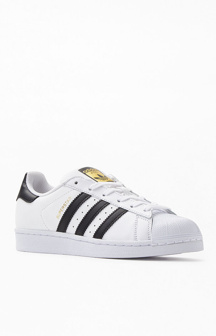 white shoes adidas mens