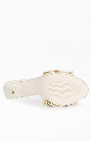Women's Gaura Cream Mother-of-Pearl Stiletto Sandals image number 5