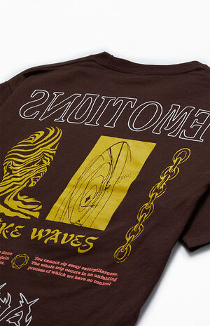 Harrah T-Shirt image number 4