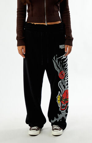 x Stranger Things Black Hellfire Club Baggy Sweatpants image number 3