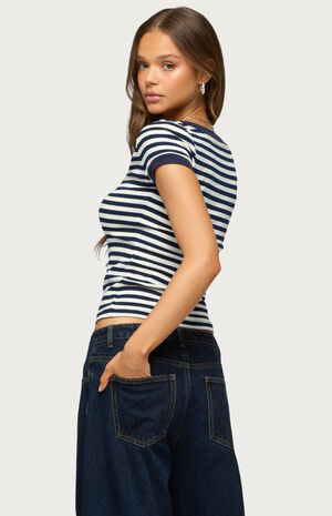 Antonela Striped V Neck T-Shirt image number 3