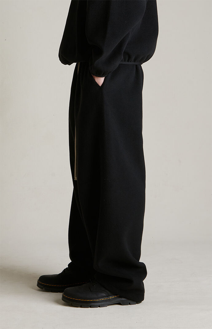 ESSENTIALS RELAXED TROUSER / JET BLKサイズS Fear of God Essentials Jet Black Relaxed Lounge Pants | PacSun