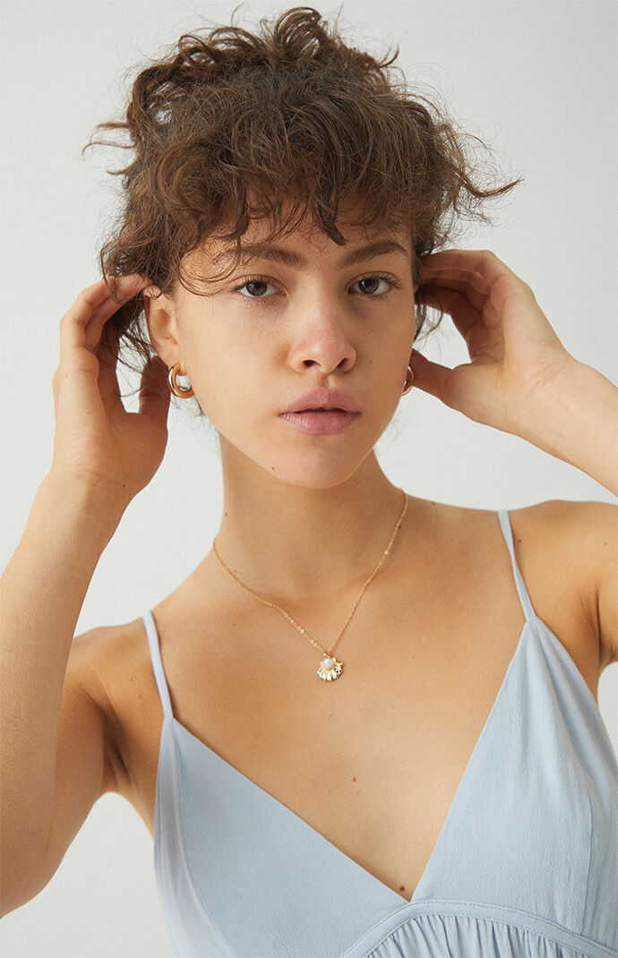 Seashell & Pearl Necklace