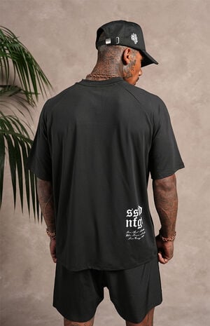 Black N.R.G. Grunge Cropped Oversized T-Shirt image number 6