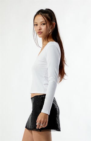 Kylie V-Neck Ribbed Long Sleeve Top image number 2