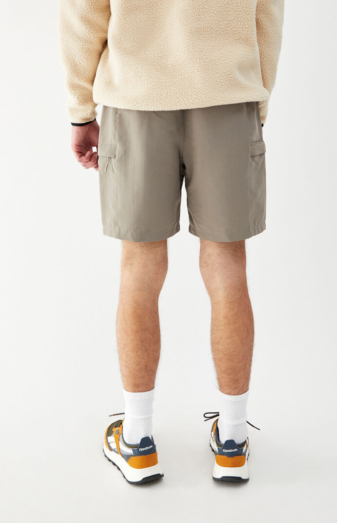 Classic V Belted Shorts
