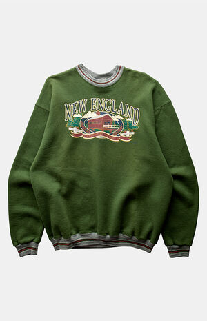 90s New England Crew Neck Sweatshirt image number 1