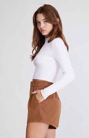 Roma Vegan Suede Shorts image number 3