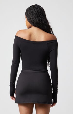 Active Suki Off-The-Shoulder Long Sleeve Top image number 5