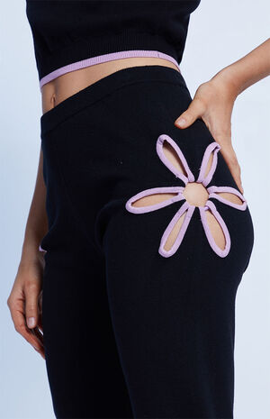 Organic Flower Cut-Out Knit Trousers image number 3