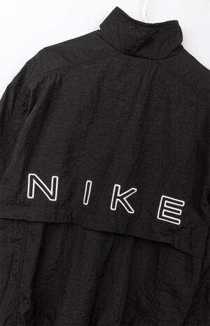 Black Nike Windbreaker Jacket image number 4