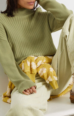 Contrast Ribbed Mock Neck Sweater image number 3