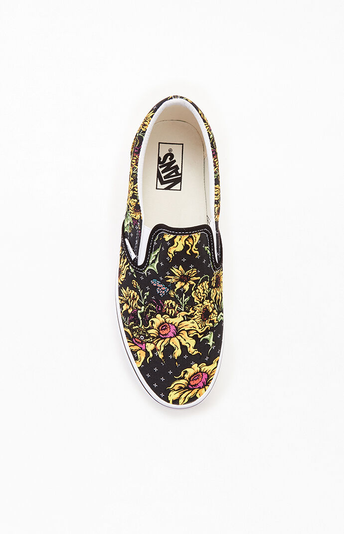 Vans Beauty Skull Classic Slip-On Shoes | PacSun