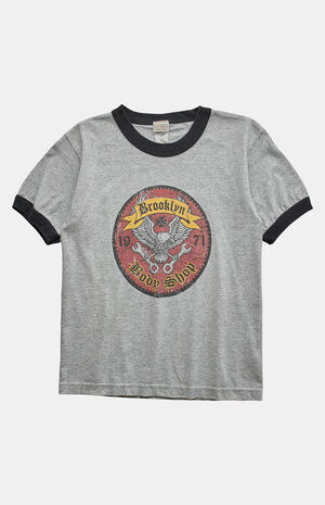2000s Brooklyn Body Shop Graphic T-Shirt image number 1