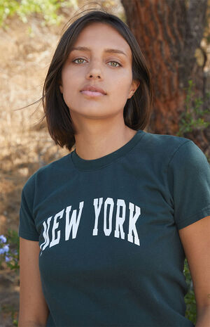 Green New York T-Shirt image number 2