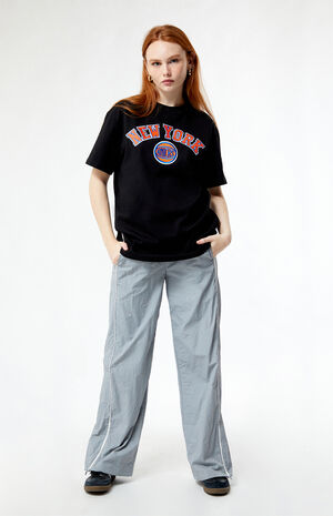 New York Knicks Classic T-Shirt image number 4
