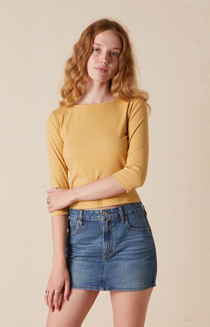 Your Favorite Donna Crew Neck 3/4 Sleeve Top