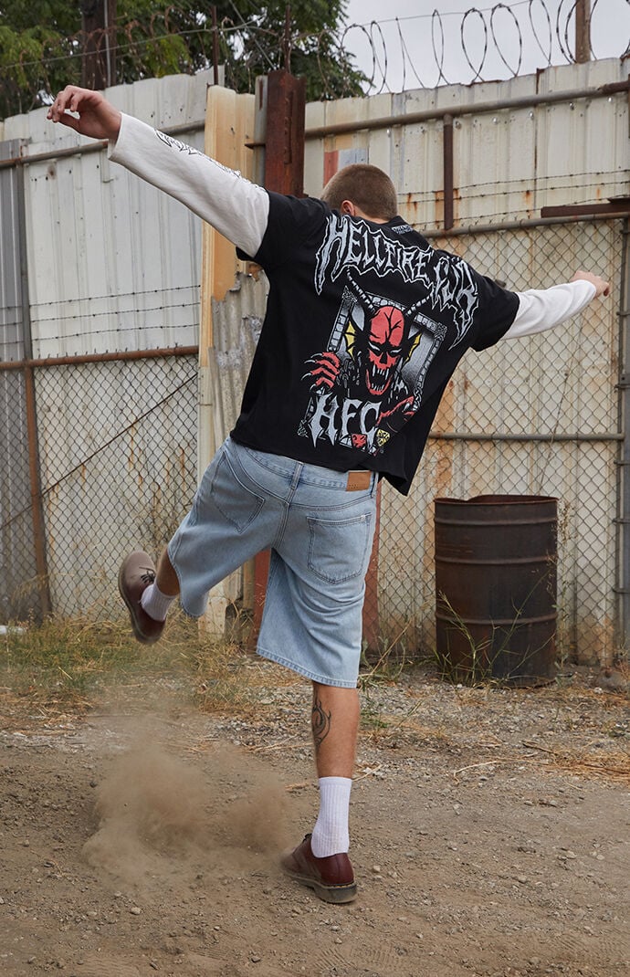 Netflix x Stranger Things Hellfire Club Dungeon Twofer Long Sleeve T-Shirt