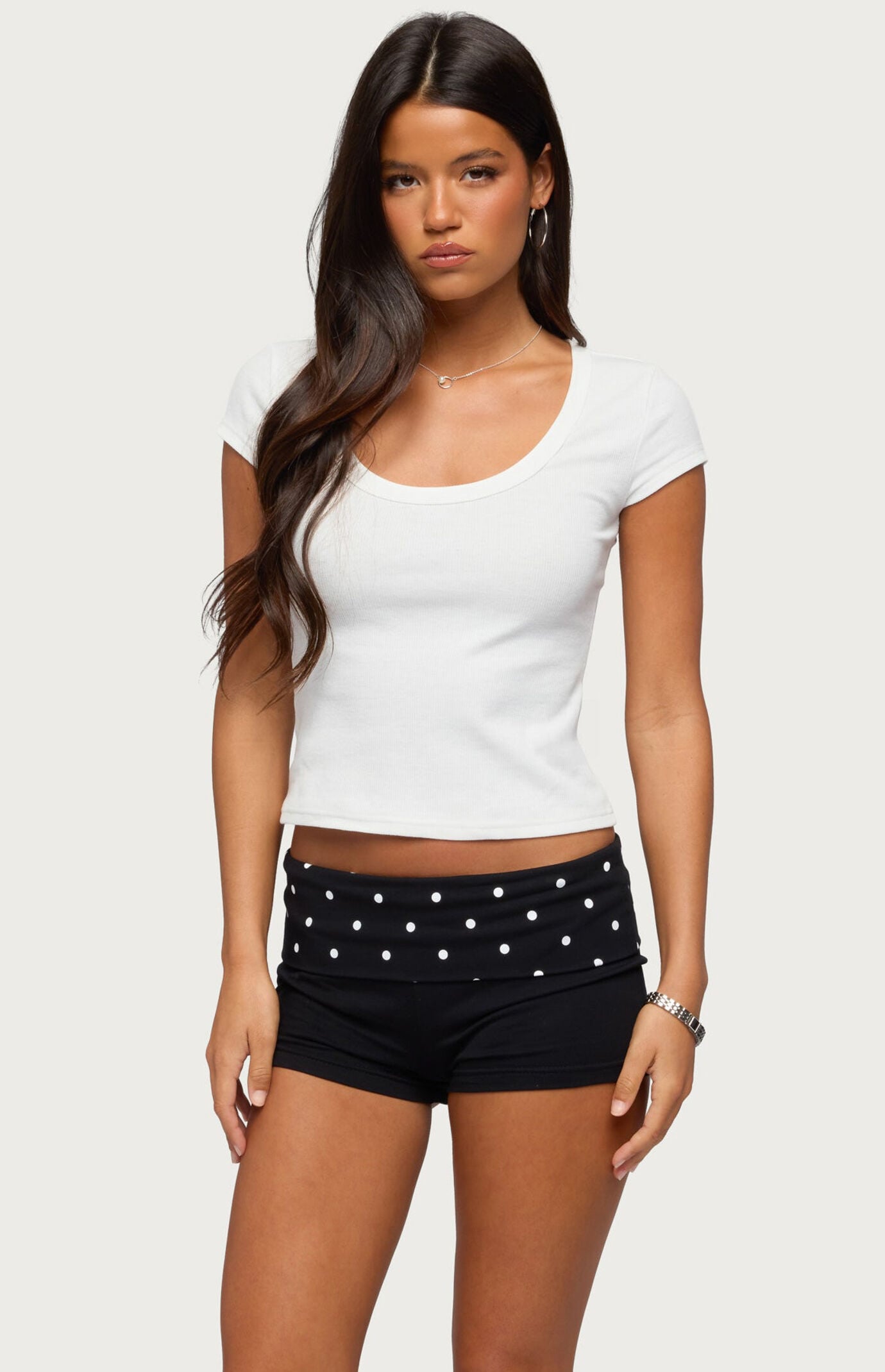 Edikted Pamela Ribbed Scoop Neck T-Shirt