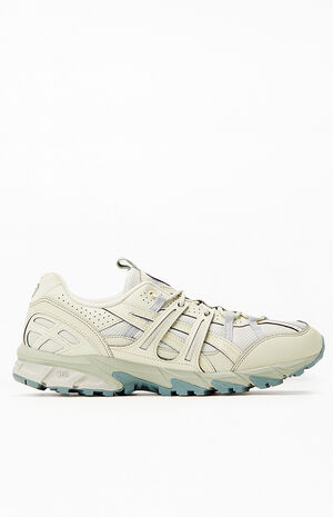 White Gel Sonoma 15-50 Shoes image number 1