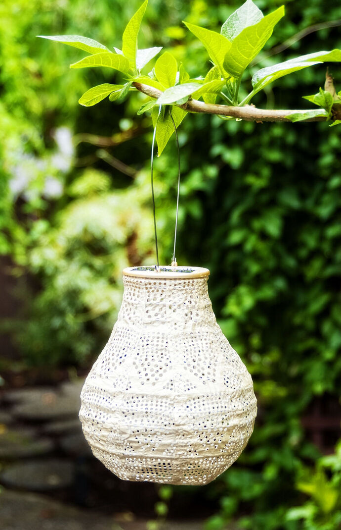Pearl Wave Punch Bulb 8″ Solar Lantern