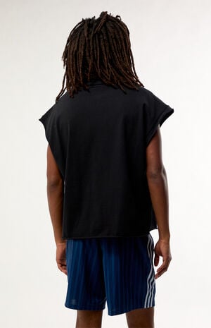 Black Solid Muscle Tank image number 4