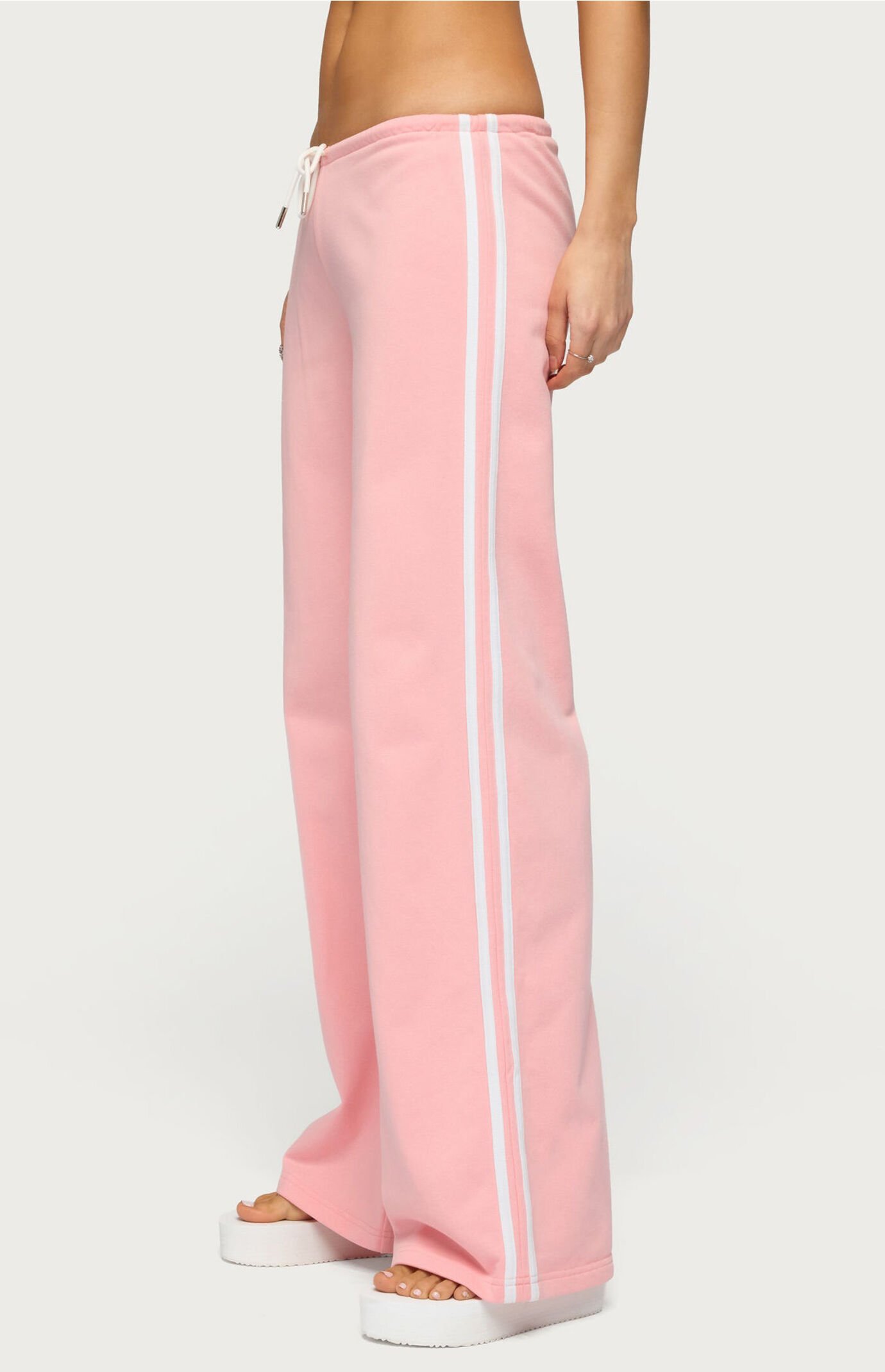 Edikted Cammile Contrast Stripe Sweatpants