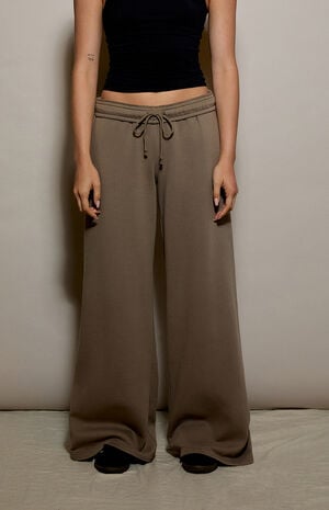Ultra Soft Fleece Baggy Sweatpants image number 2
