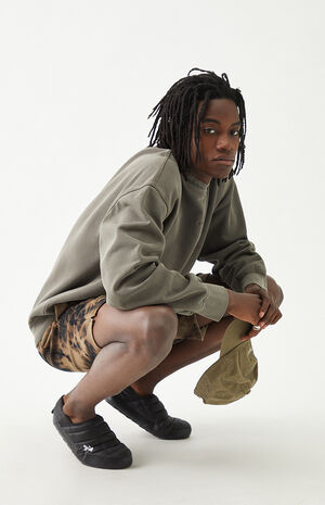 Crystal Wash Sweat Shorts Crystal Wash Sweat Shorts image number null