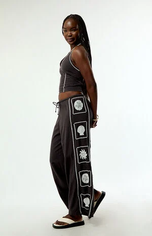 Sea Side Dreamer Cropped Pants image number 1