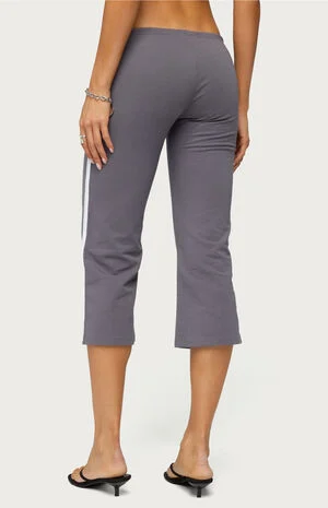 Milene Contrast Terry Capri Pants image number 3