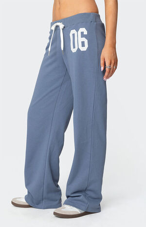 06 Sweatpants image number 4