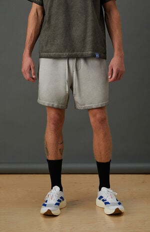 Active Gray Vintage Wash Heavyweight Fleece Sweat Shorts image number 2