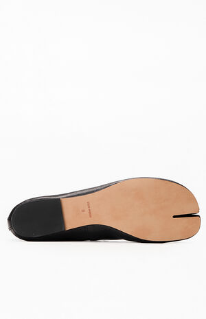 Women's Calico Split Toe Flats image number 4