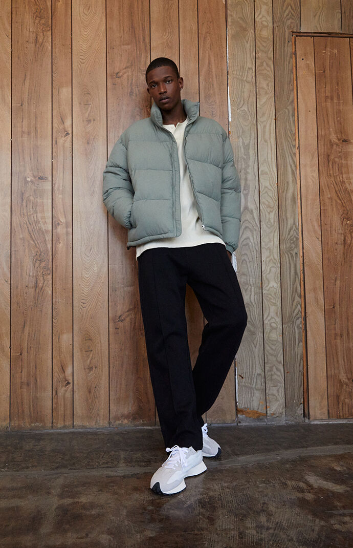 Puffer jacket outfit men on sale